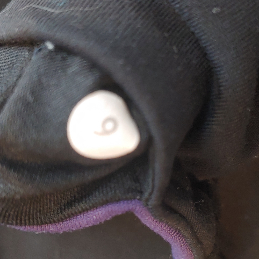 Lululemon Revercible Capri Leggings Size 6 - Picture 5 of 5